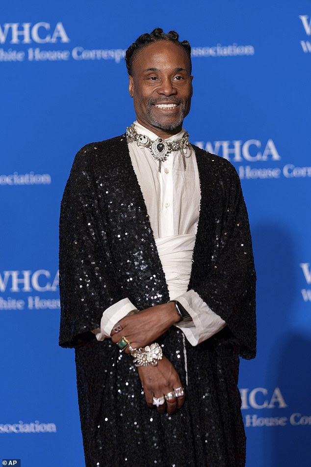 Billy Porter stayed in the hotel bar to cheekily pose for selfies with curious fans who recognized him.