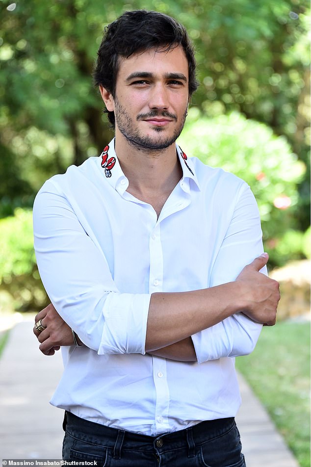 Eugenio began his career as an actor working in his parents' theater company, Viva Opera Circus, where he played several leading roles and in 2012 he debuted on the big screen with the film Blanca como la leche, rojo como la sangre by Giacomo Campiotti (in the photo from 2018). )