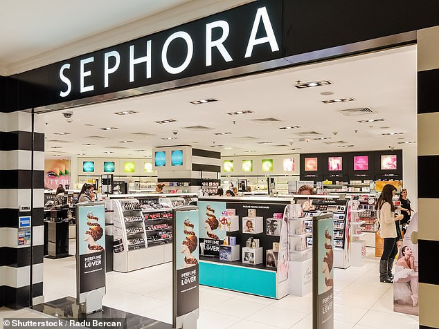 A Former Sephora Employee Reveals the Common Shopping Habit That