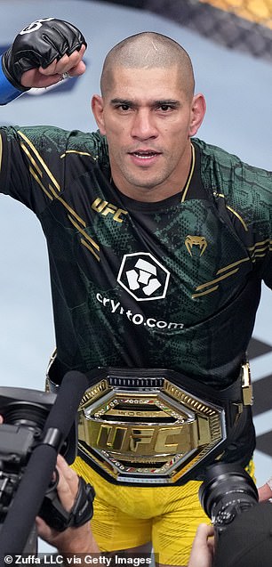 Alex Pereira is the defending light heavyweight champion