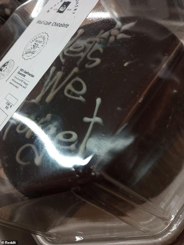 A customer found a Woolies mud pie with the words 