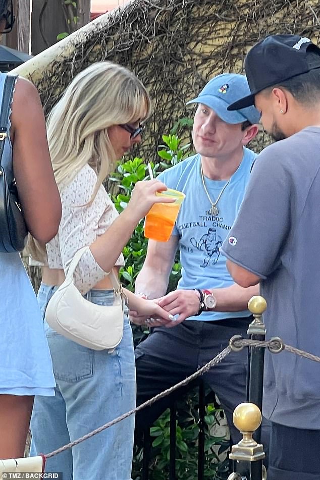 Barry Keoghan and his girlfriend Sabrina Carpenter enjoyed a romantic date at Disney's California Adventure Park on Friday.