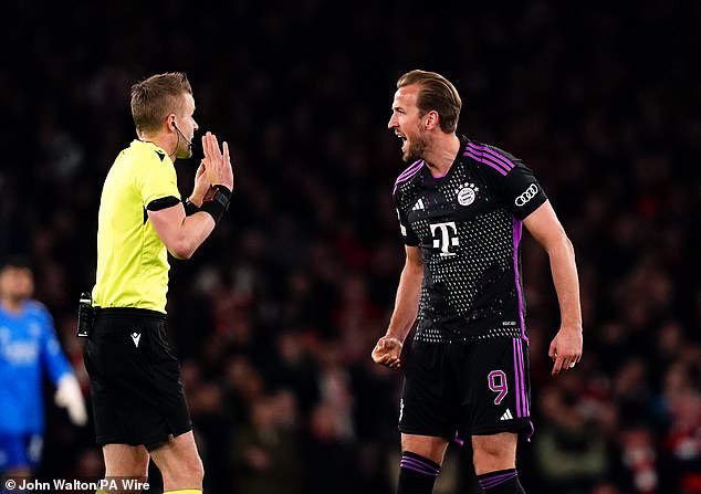 Bayern Munichs fury over Gabriels stupid handball Harry Kane says
