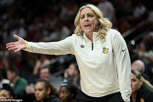 Collen replaced Mulkey in Waco after the now-LSU head coach led Baylor for 21 years.