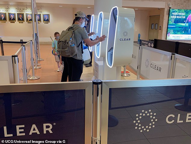 A bill proposed by a California Democrat passed the state Senate Transportation Committee in an 8-4 vote. It aims to prevent passengers who pay for services like Clear from skipping the airport security line. .