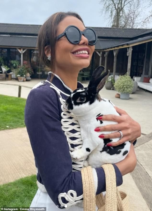 The socialite, 38, looked effortlessly elegant in adorable photos shared with her 102,000 Instagram followers over the weekend