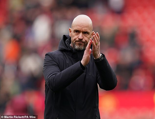 Erik ten Hag asked for patience from United fans and television commentators who played at the Club