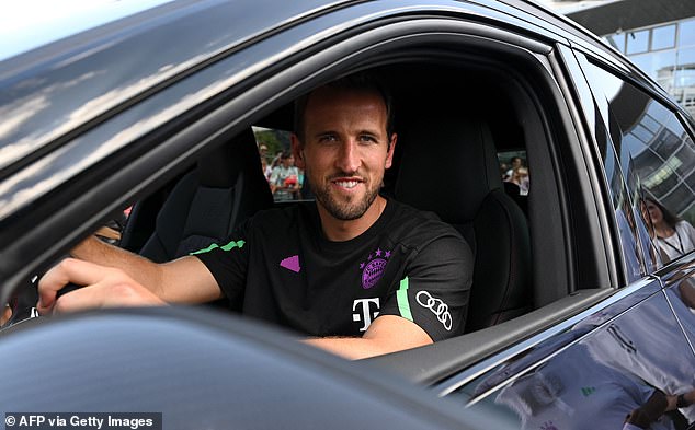 The former Spurs star explained he chose a 'family car' after welcoming his fourth child in August