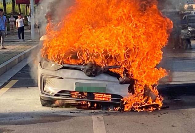 Chinese electric car bursts into flames on street in communist state