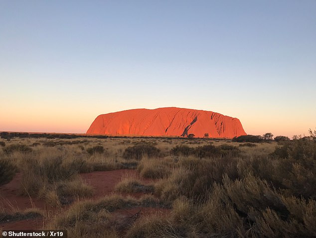 Uluru is a dark place, making it one of the best places to see the comet.