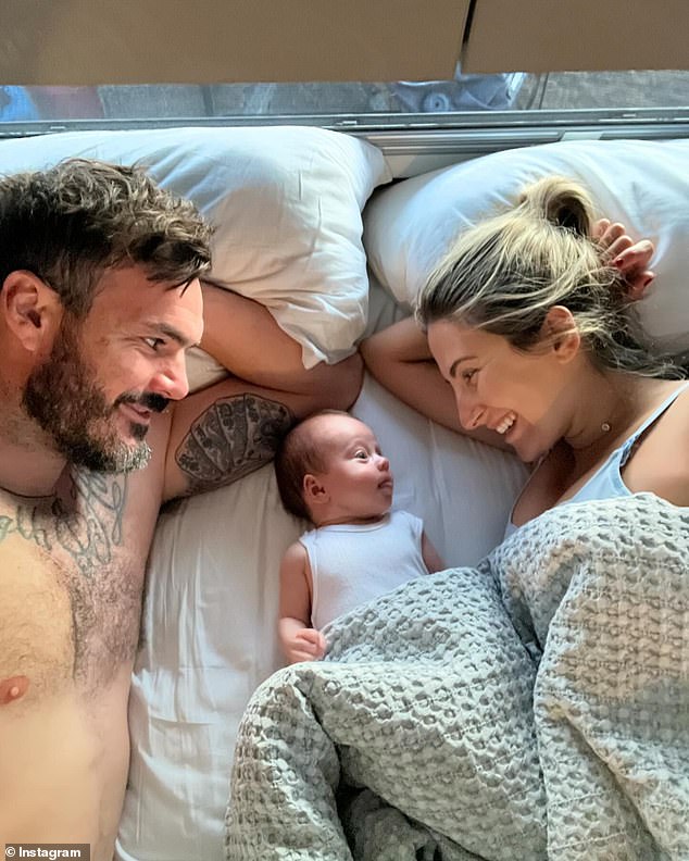 Locky Gilbert and Irena Srbinovska welcomed their first child together just two months ago.  The Bachelor stars, who first fell in love on the show in 2020, are on tour with their newborn daughter, Ava, traveling to remote parts of Australia.  Everything in the photo