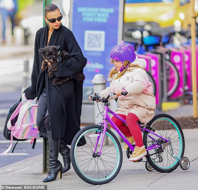 Irina Shayk was photographed taking her daughter Lea De Seine to get some fresh air in New York City on Thursday morning.