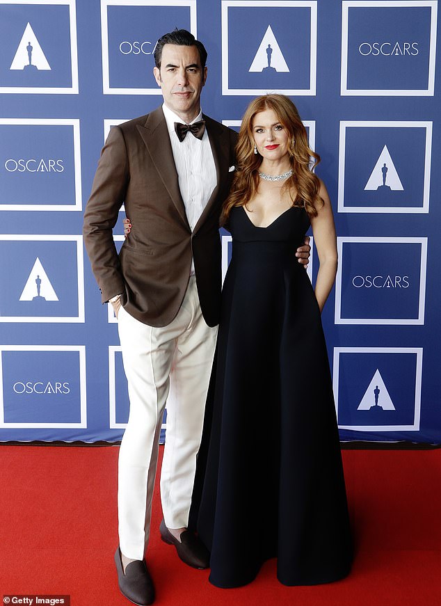 Isla Fisher is likely to score a small victory in her split from husband Sacha Baron Cohen.  In the photo