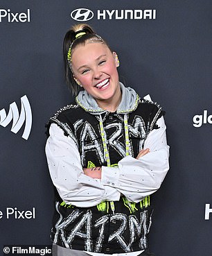 Jojo Siwa once confessed that she tried to start a romance with Australian Robert Irwin.