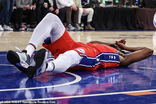 Joel Embiid suffers ANOTHER knee injury scare in the first