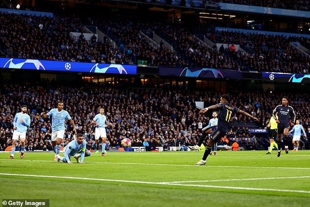 Kyle Walker could not prevent Rodrygo from giving Real Madrid the advantage against Manchester City