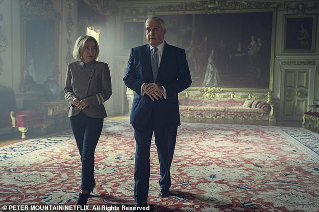 Maitlis (played by Gillian Anderson) is intelligent, calm, hard-working, possessed of a photographic memory and the owner of a greyhound, who never leaves her side.