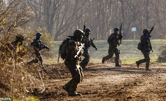 More than 90,000 troops from 32 NATO allies will be deployed in the large-scale NATO maneuver 