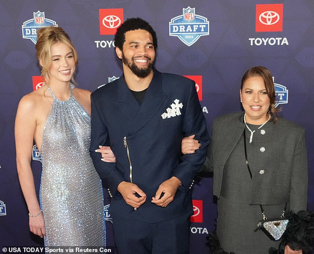 Williams appears at the NFL Draft with his mother, Dayna Price (right), and another woman.