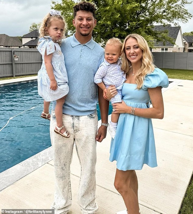 Patrick Mahomes celebrates Easter with his wife, Brittany, and two children on Sunday