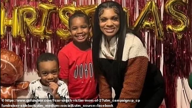 Kayla Quinn, a 27-year-old mother of two, organized a fundraiser to cover the damage caused by the car accident.