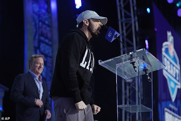 Eminem took the stage with Roger Goodell before the start of the NFL Draft