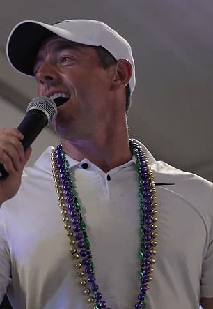 Rory McIlroy sings 'Don't Stop Believin'