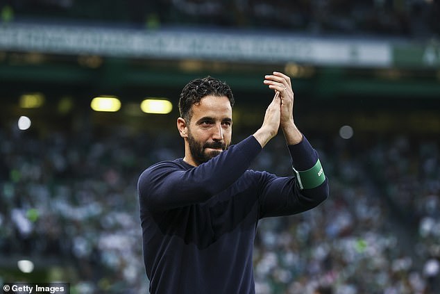 Rubén Amorim apologized to Sporting CP fans after flying to speak with West Ham: this week he could win another Portuguese title