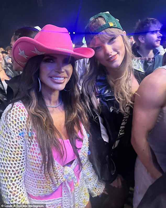 Taylor Swift and Teresa Giudice posed together in a photo at Coachella over the weekend