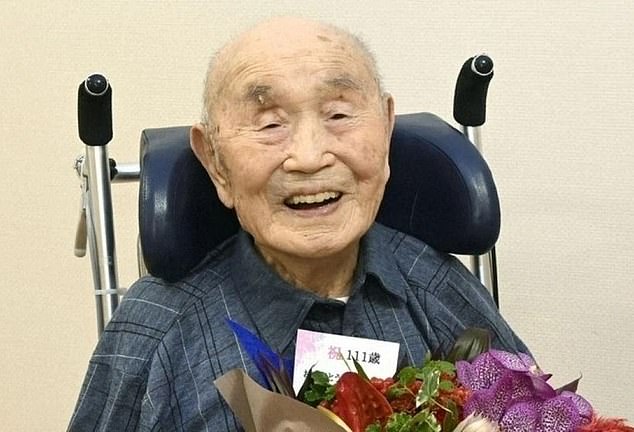 Gisaburo Sonobe, born on November 6, 1911, was the oldest man in the world for two days before he died.