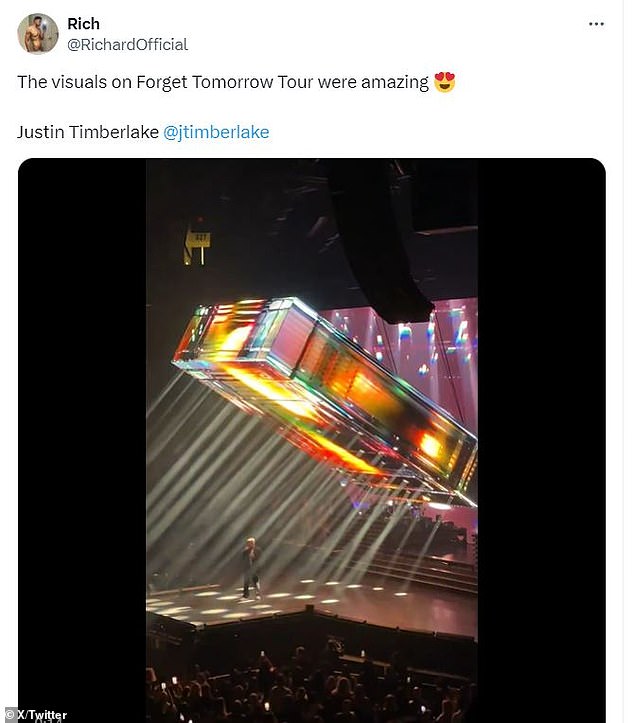 On X (formerly Twitter), several fans of the artist shared their enthusiasm and amazement at his new stage configuration.