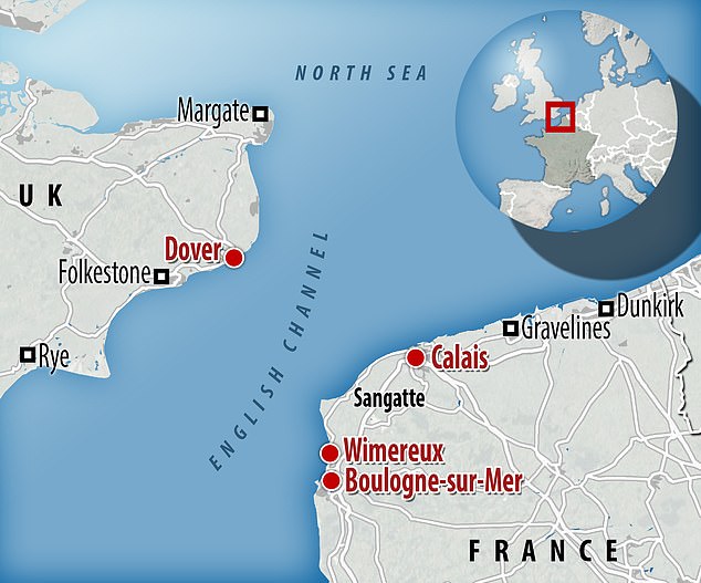 The boat ran into difficulties off the coast of Wimereux, between Calais and Boulogne.