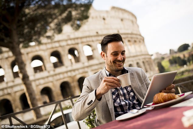 To take advantage of Italy's new digital nomad visa, remote workers must earn at least £28,000 (£23,955/$29,833)