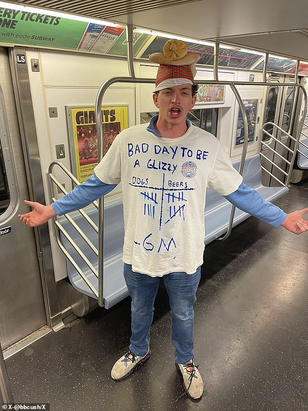 The fan was later seen on the subway wearing his t-shirt that tracked his hot dog consumption.