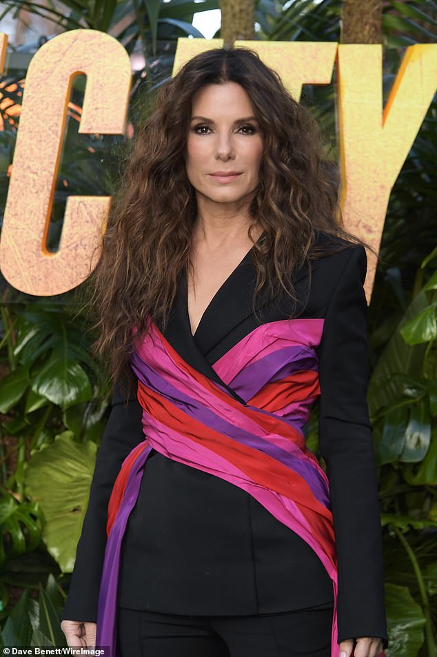 Sandra Bullock (in the photo) would be considered old according to Generation Z at 59 years old