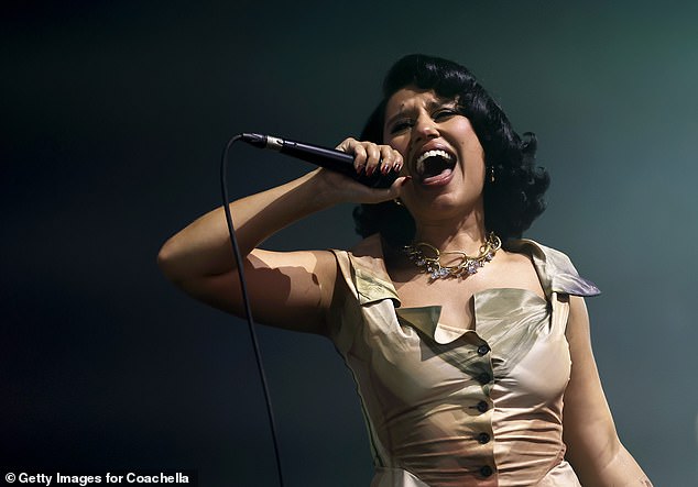 The singer's nine-song set included seven highlights from her first album, the multi-platinum hit Prada and her unreleased single Let There Be Light.