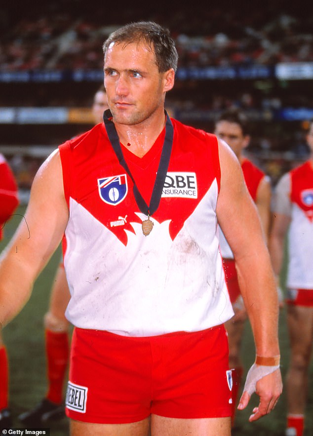 Sydney Swans and St Kilda champion Tony Lockett will be one of the first 100 players inducted into the New South Wales Hall of Fame alongside Carey.