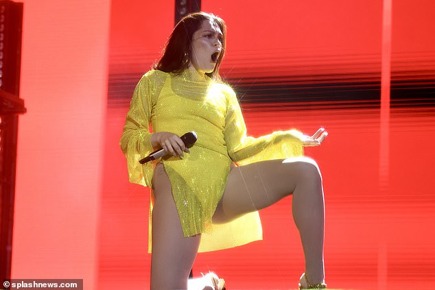 Jessie J turned heads in a bright yellow dress