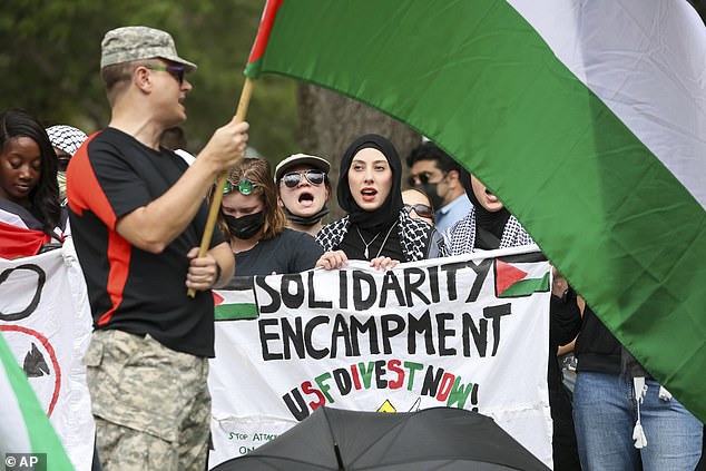 Protesters at the University of South Florida saw their Gaza solidarity camp dismantled Tuesday night.