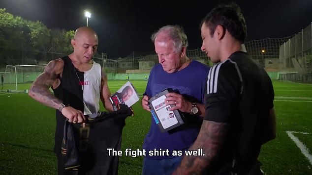 1714754664 450 Jose Aldo and Alexandre Pantoja meet with Brazilian soccer legend
