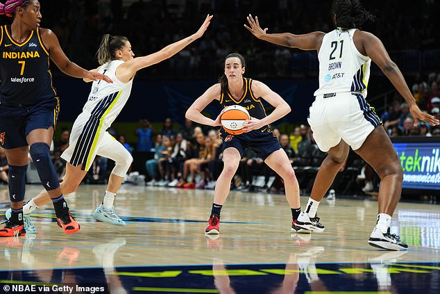 Clark's first performance in a preseason game saw her score 21 points in 28 minutes.