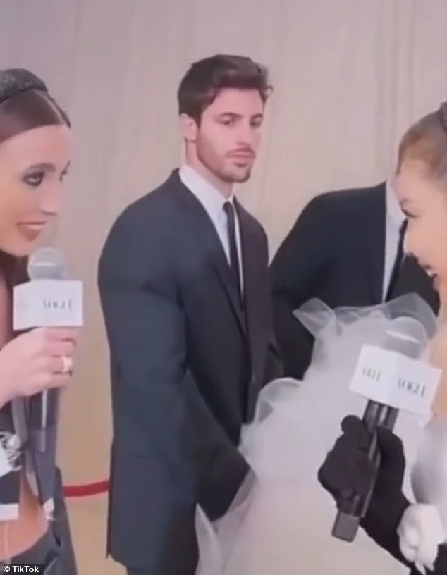 At last year's gala, an interview between Emma Chamberlain and Jennie Kim quickly went viral after the cameraman was distracted by Casnighi's spectacular beauty.