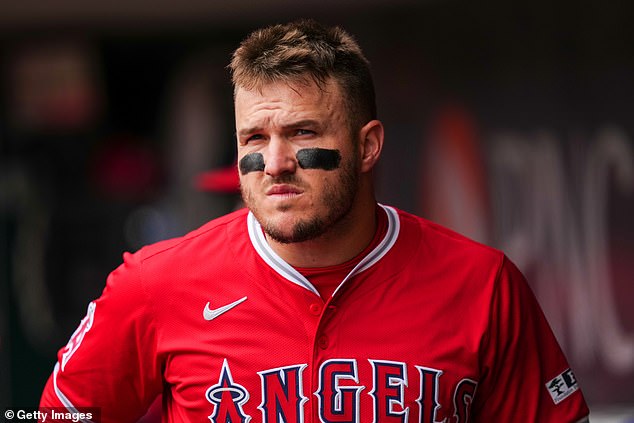 Papelbon's comments came after Smith openly questioned a Mike Trout injury