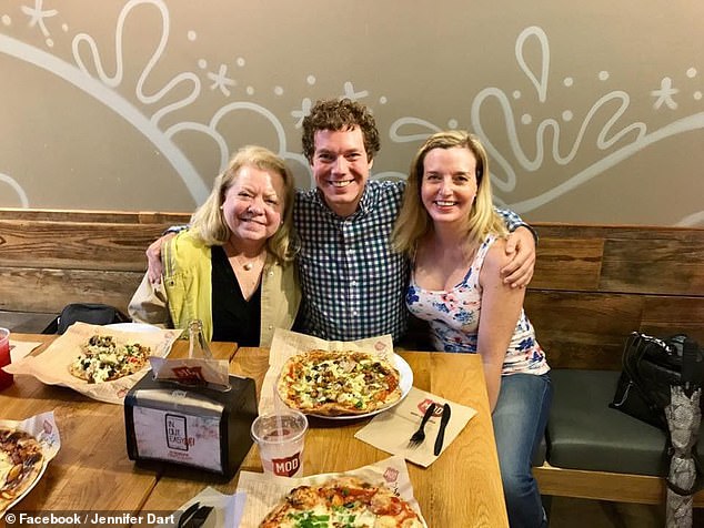 Dart's mother Sherry (left) and sister Jennifer (right) have tried to contact him numerous times. In the photo: The family in happier times.