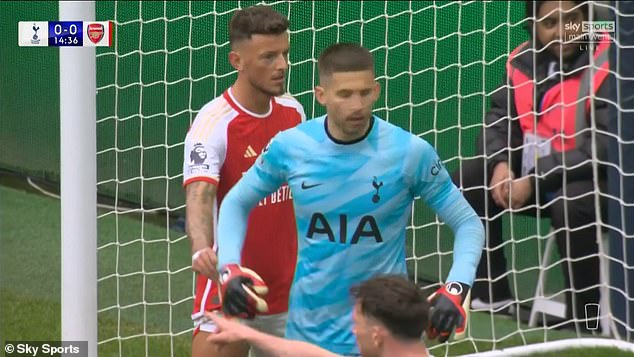 White was caught unbuttoning the gloves of Spurs goalkeeper Guglielmo Vicario last week.