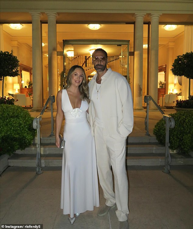Kate and Rio were all smiles as they attended the white kick-off party on Thursday, kicking off the extravagant weekend.