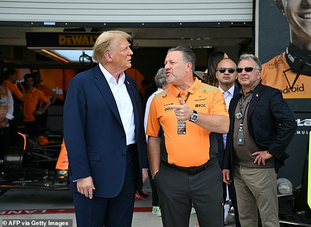 1714937381 431 Donald Trump arrives at the Miami Grand Prix days after