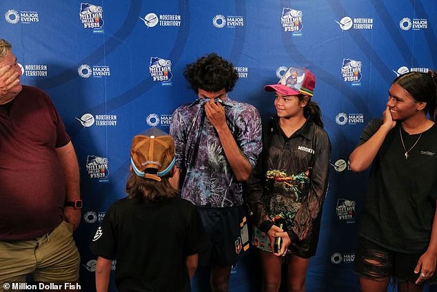 Keegan Payne (center in photo) and her family were emotional after the big, life-changing win. The artist said that he deserves the award from him and believes that it will be 