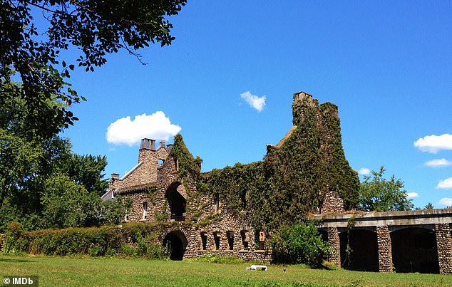 Their relationship seemed pretty solid from the beginning;  So solid, in fact, that in October 2008 Adrien surprised Elsa by buying and renovating a stone castle in New York for the two of them to live in.  In the photo: the castle before renovations.