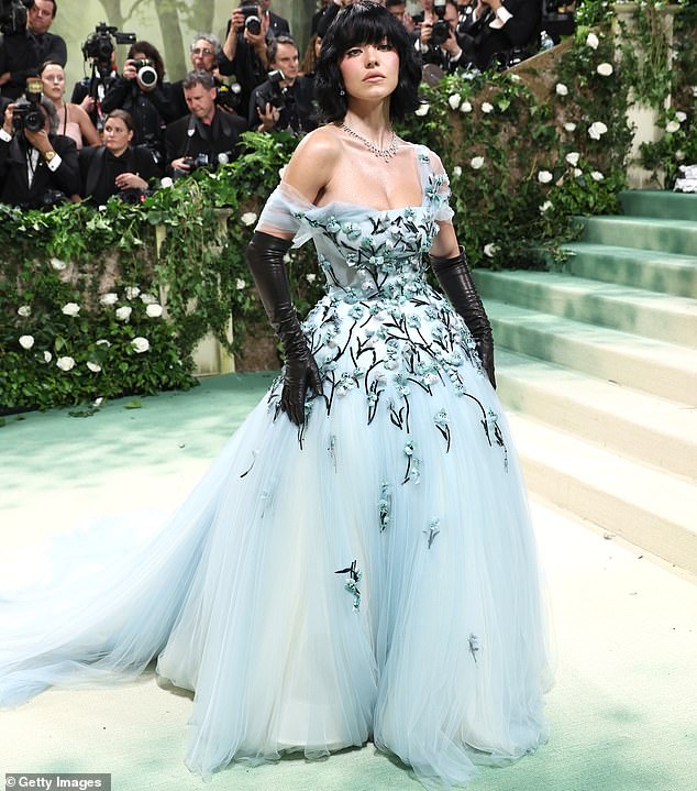 Sydney looked unrecognizable as she debuted a dark bob while making an ethereal appearance at the 2024 MET Gala in New York City.